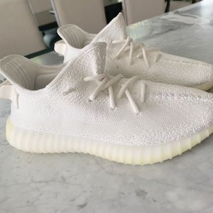 Yeezy Cream White Sneakers